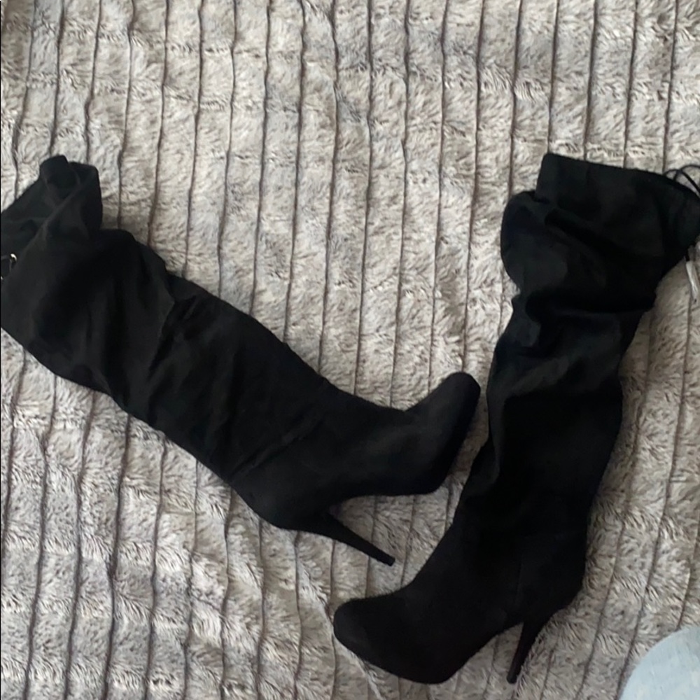 Brisa dress Boots by Thalia sodi
